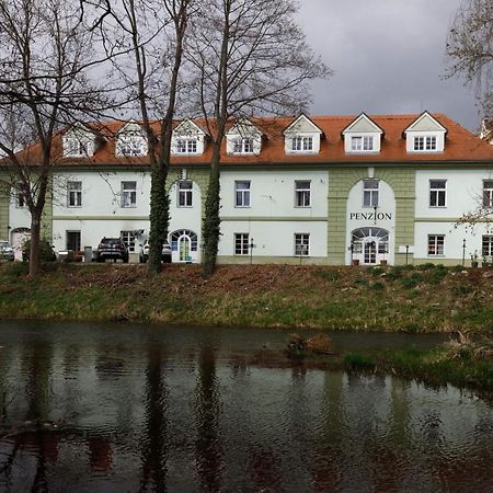 Litvan Sunset Apartments Ceske Budejovice Luaran gambar