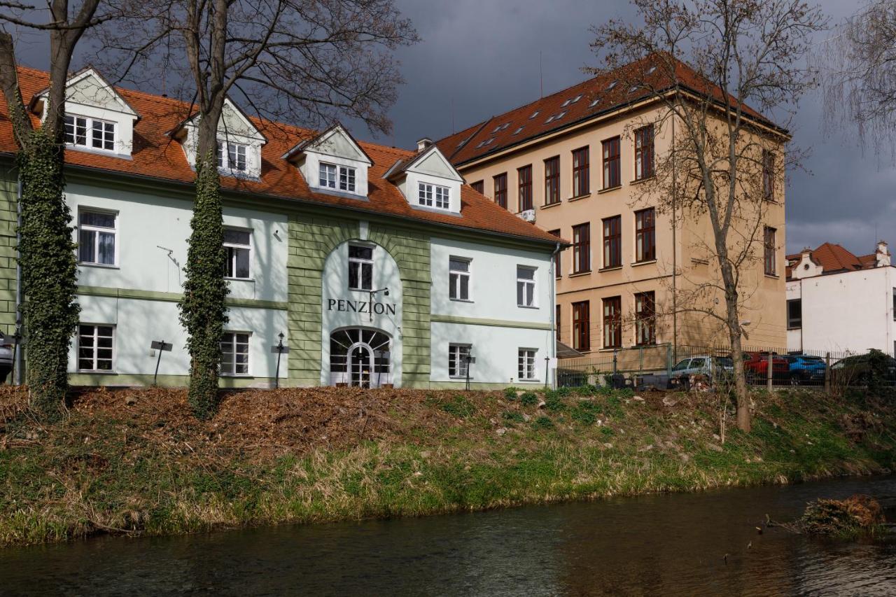 Litvan Sunset Apartments Ceske Budejovice Luaran gambar