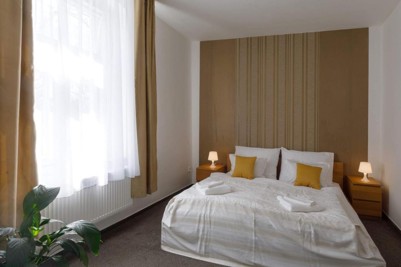 Litvan Sunset Apartments Ceske Budejovice Luaran gambar
